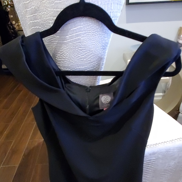 VINCE CAMUTO BLACK OF THE SHOULDER DRESS - Picture 7 of 7